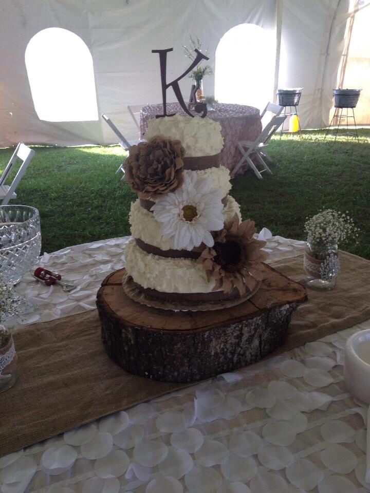 Rustic Wedding Cake With Burlap Rustic Wedding Cake With Burlap