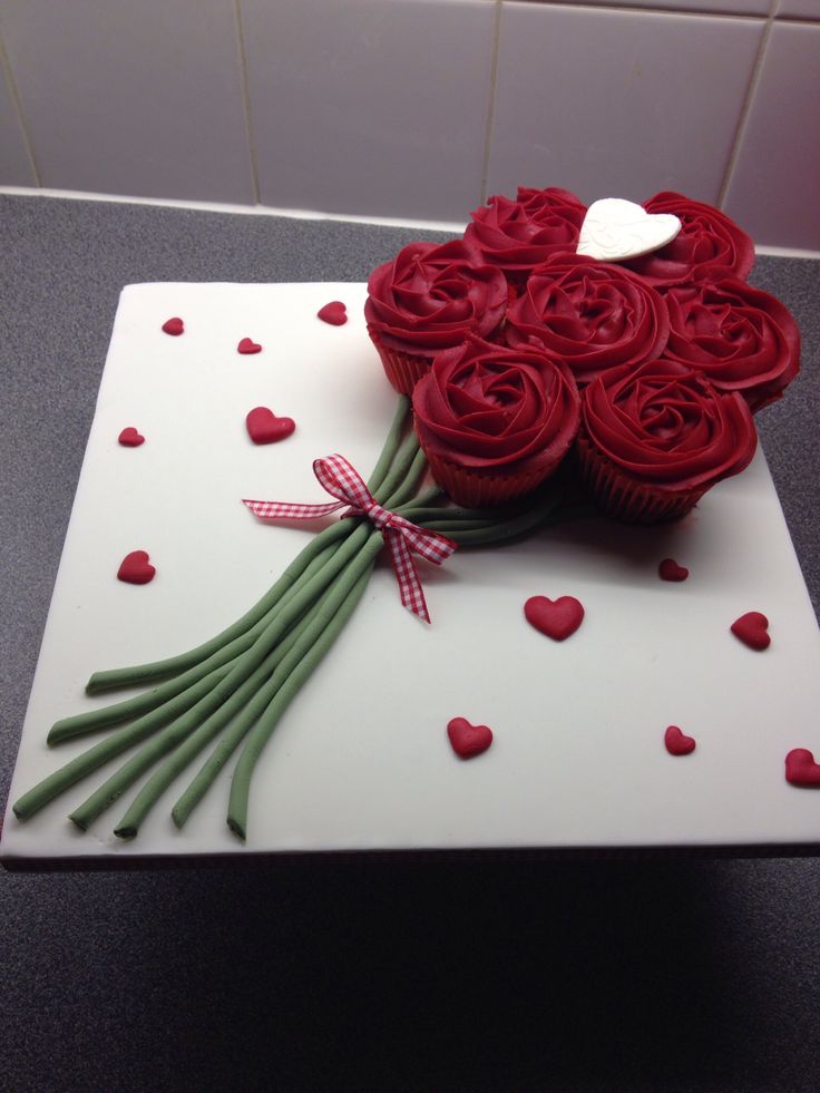 Valentine Cupcake Bouquet