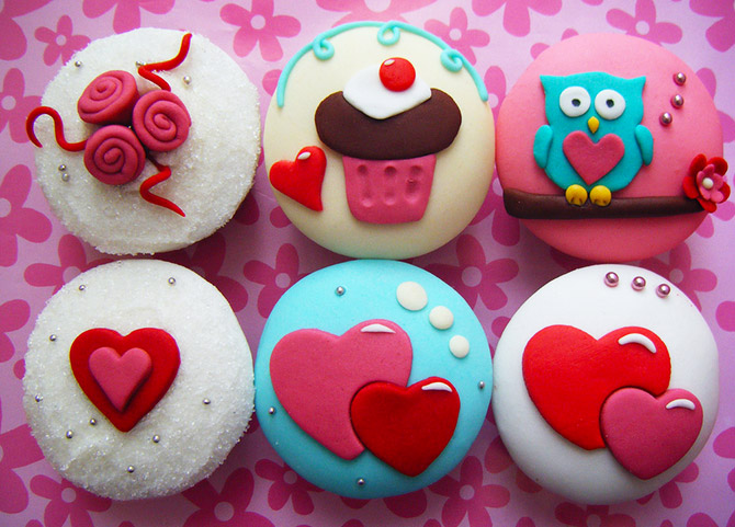 8 Photos of Silly Valentine Cupcakes 8 Photos of Silly Valentine Cupcakes