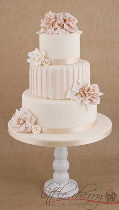 9 Photos of Vintage 2 Layer Fondant Wedding Cakes 9 Photos of Vintage 2 Layer Fondant Wedding Cakes