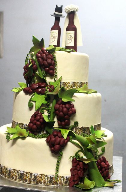 Wine Bottle Themed Wedding Cakes