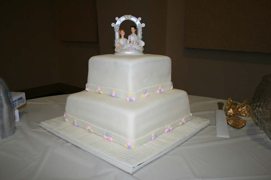 2 Tier Square Wedding Cake