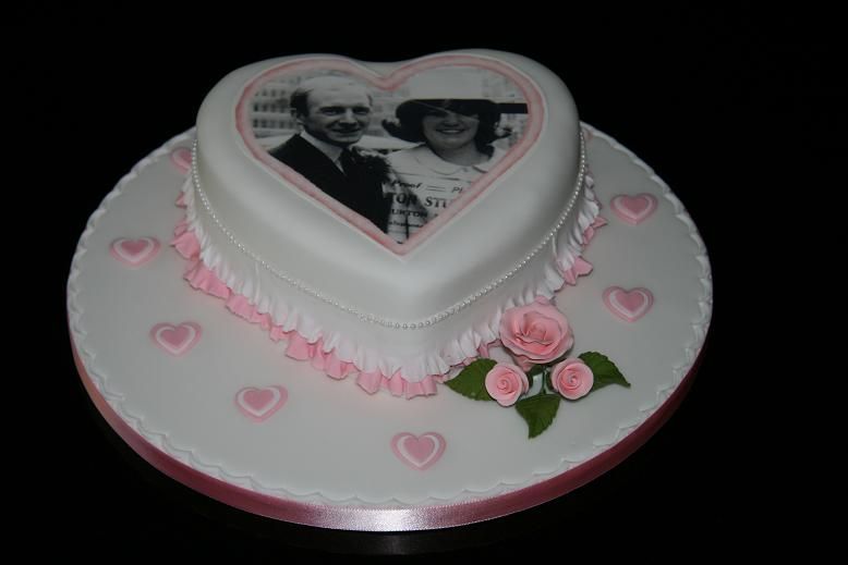 30-Year Wedding Anniversary Cake Ideas