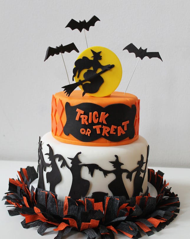 Amazing Halloween Cake