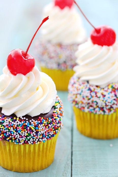 Banana Split Cupcakes