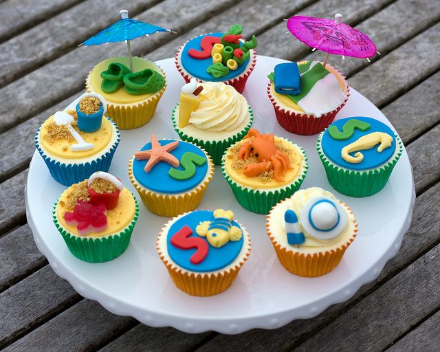 Beach Party Cupcakes