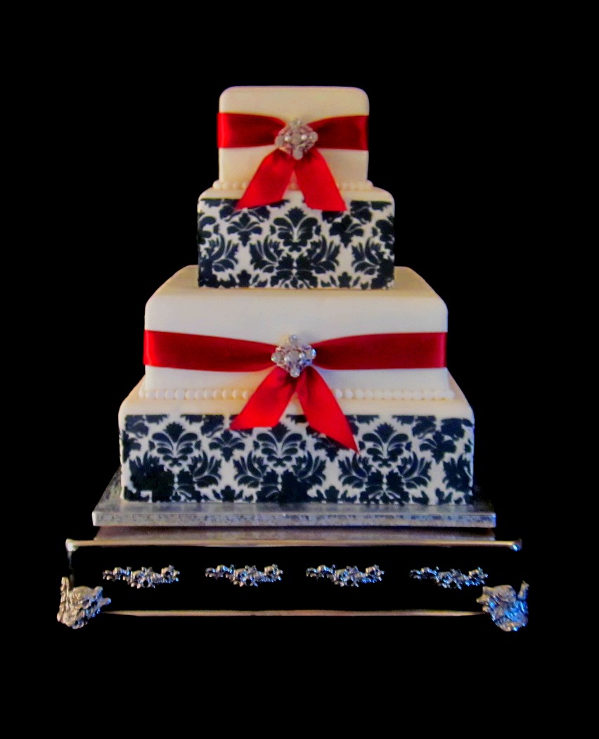 Black and White Damask Wedding Cake Black and White Damask Wedding Cake