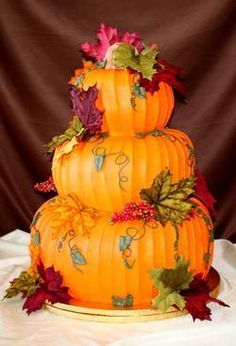 Fall Wedding Cake with Pumpkins Fall Wedding Cake with Pumpkins
