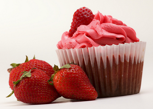 Fresh Strawberry Cupcakes