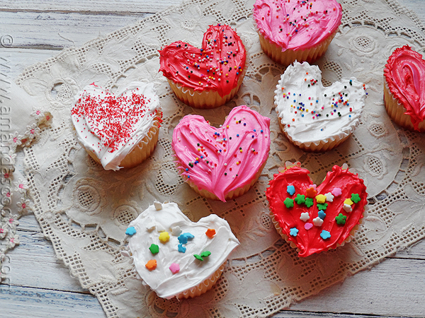 Heart Shaped Valentine Cupcakes