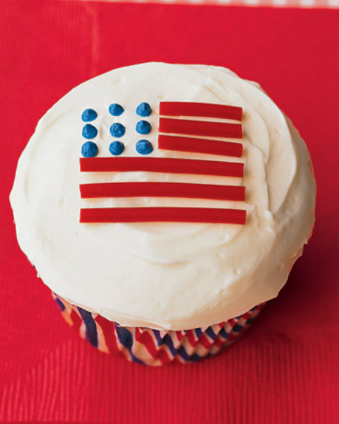 Martha Stewart 4th of July Cupcakes