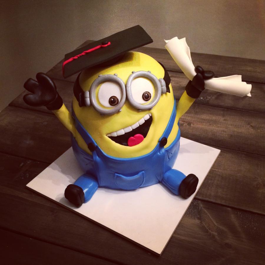 Minion Graduation Cake Minion Graduation Cake