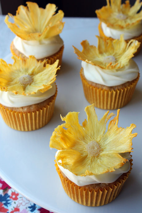 Pineapple Cupcakes with Flowers