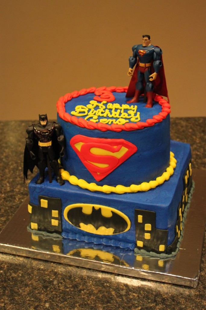 Superman vs Batman Birthday Cake Superman vs Batman Birthday Cake