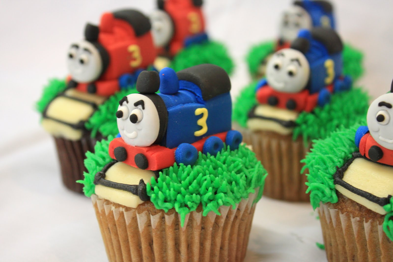 Thomas the Train Cupcake Cake