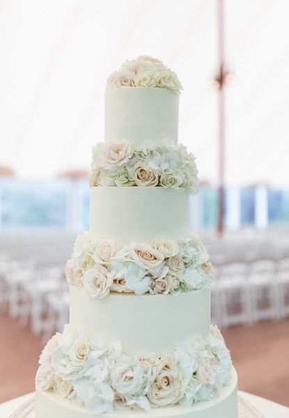 Wedding Cake with Fondant Flowers Wedding Cake with Fondant Flowers