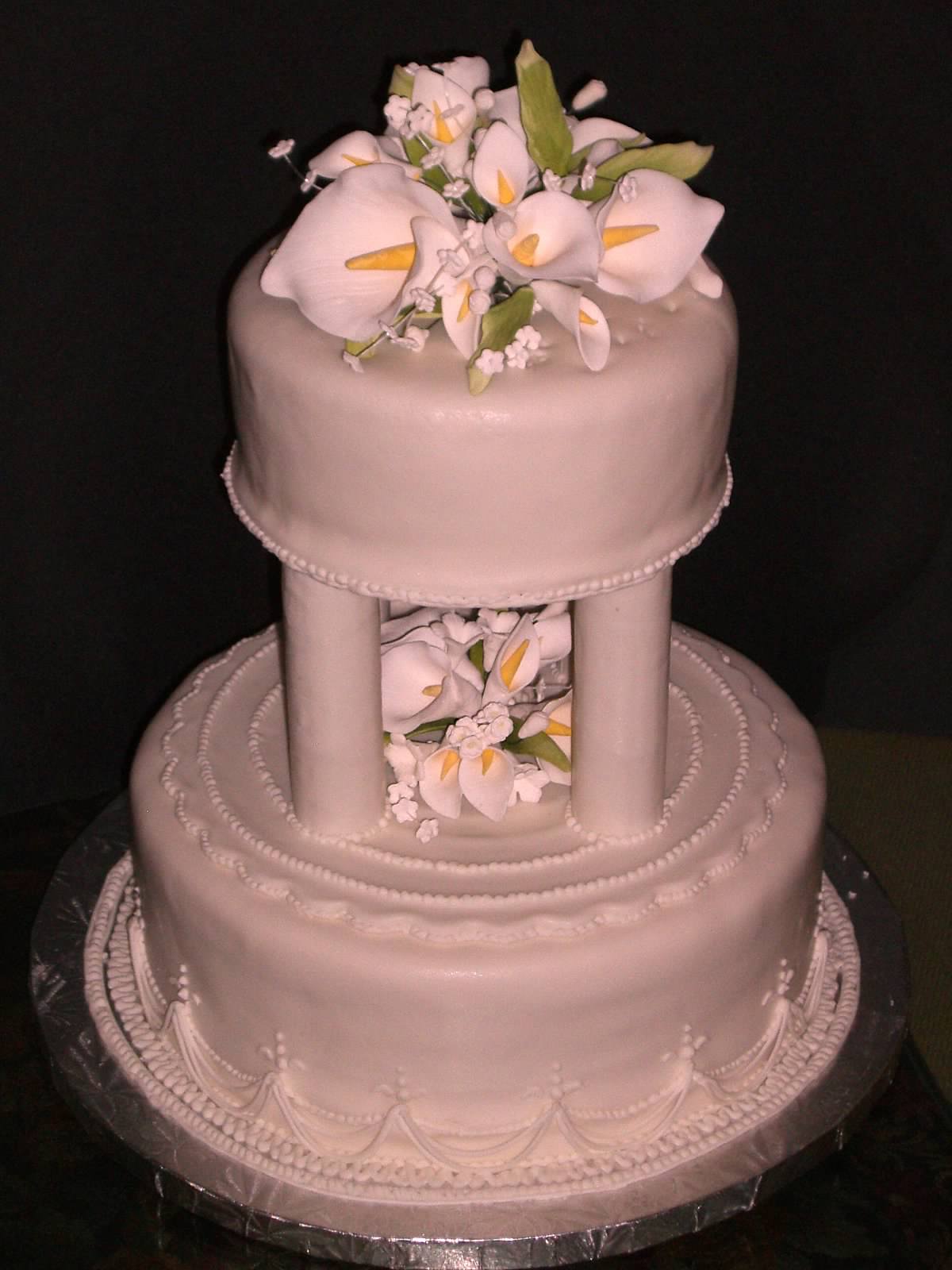 2 Tier Fondant Wedding Cake