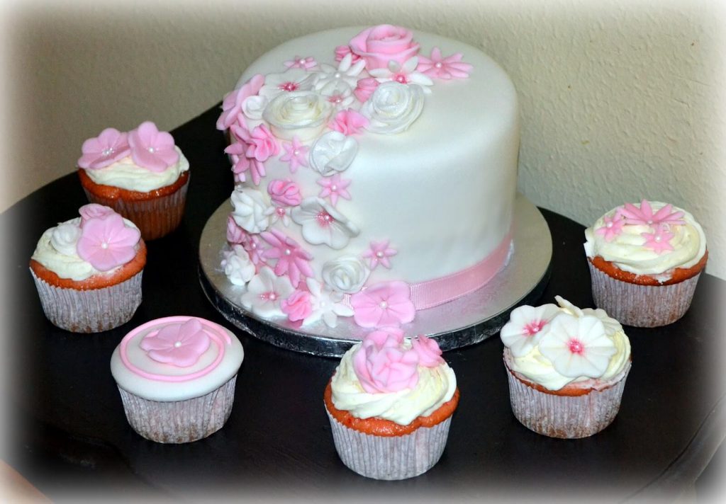 Baby Shower Cakes with Flowers