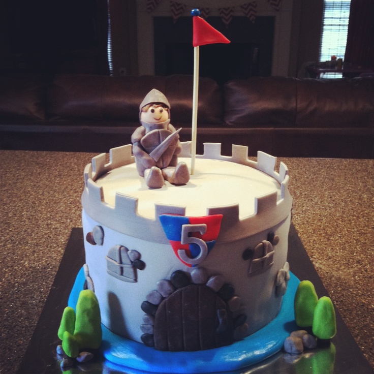 10 Photos of Knighthood And Castle Cakes 10 Photos of Knighthood And Castle Cakes