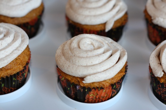 Cheesecake Filled Cupcakes Pumpkin