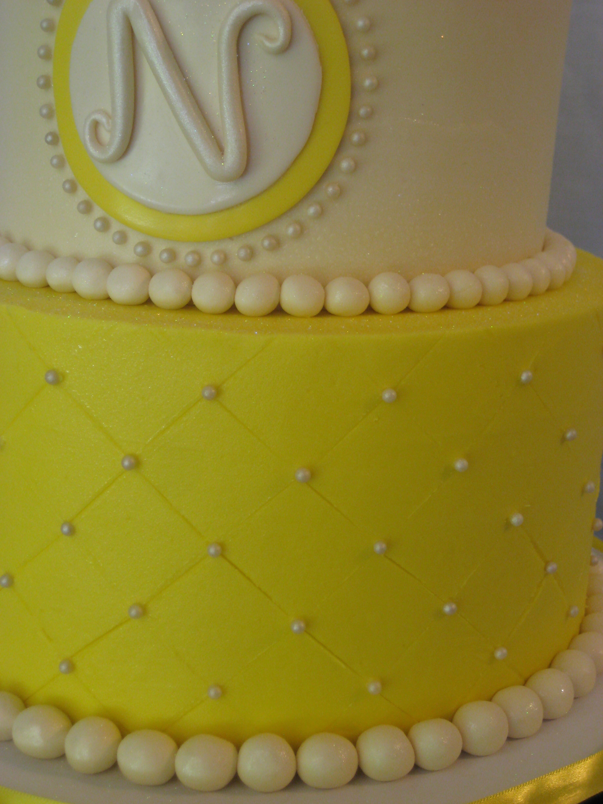 Diamond Pattern On Buttercream Cake