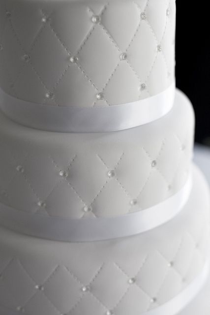 Edible Wedding Cake Diamonds