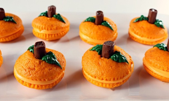 Halloween Pumpkin Shaped Cupcakes