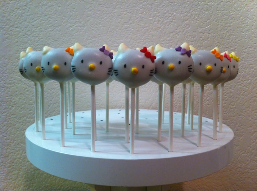 Hello Kitty Cake Pops