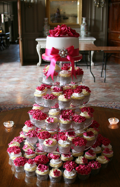 Hot Pink Wedding Cupcakes