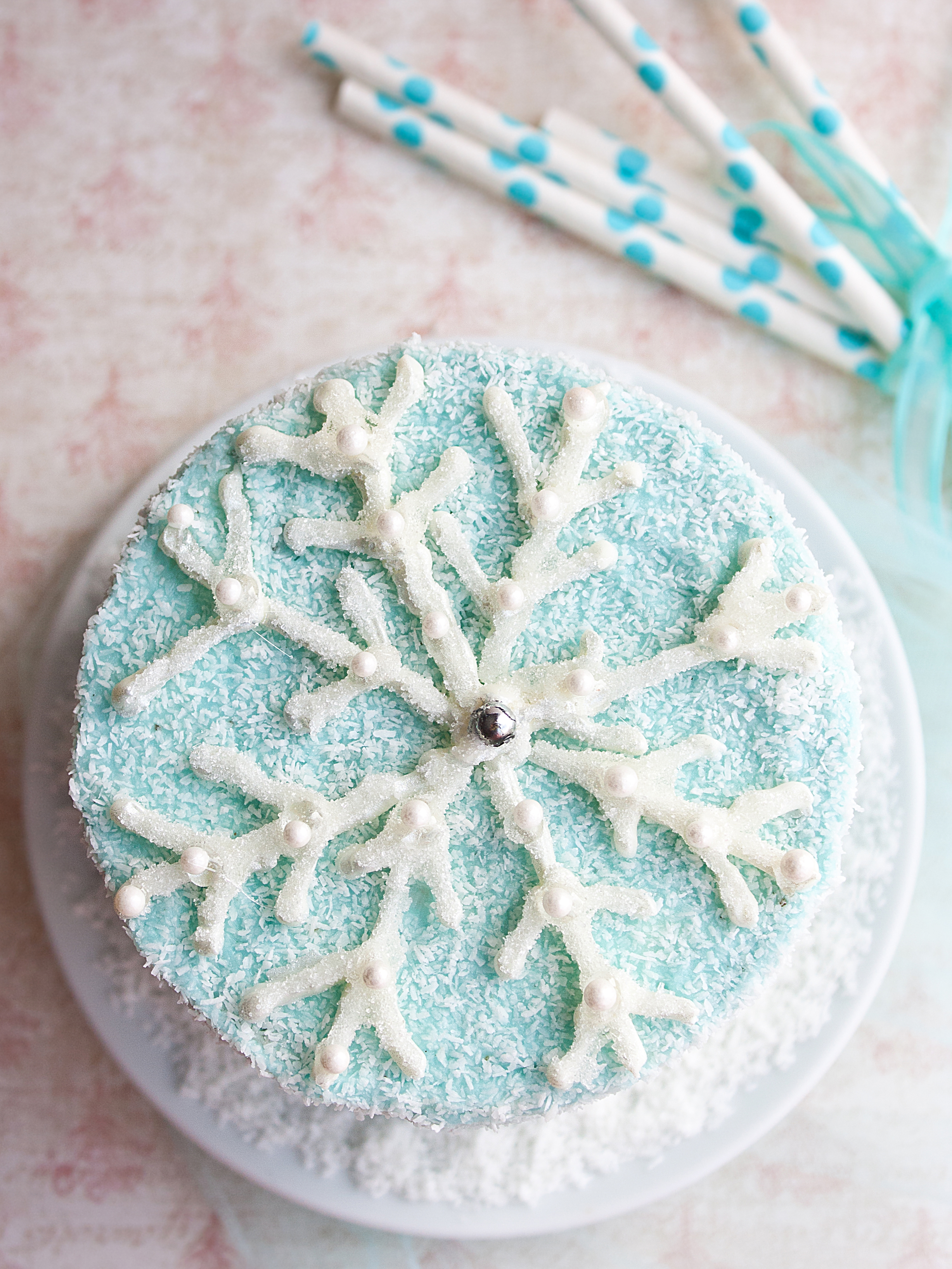 How to Make Snowflake Cake Toppers