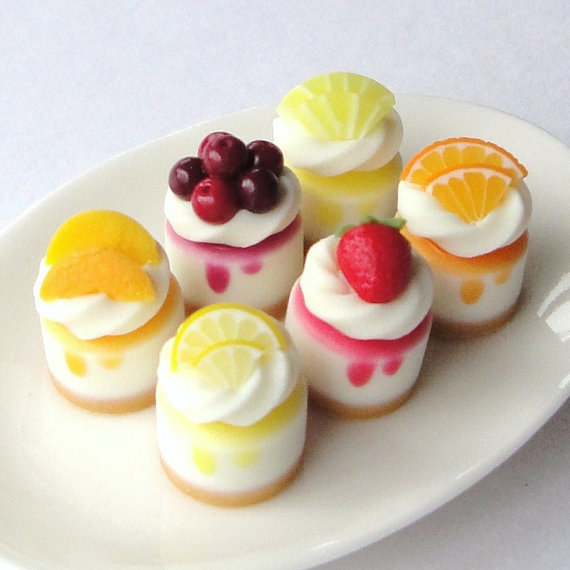 Mini Cheesecakes Fresh Fruit