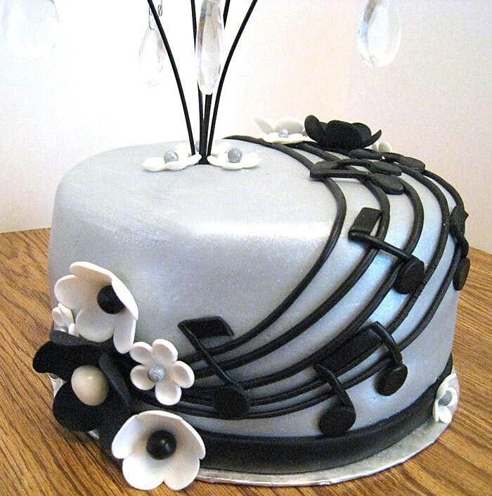 Music Note Birthday Cake