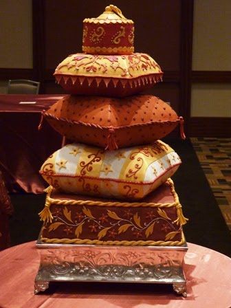 Pillow Shaped Wedding Cakes