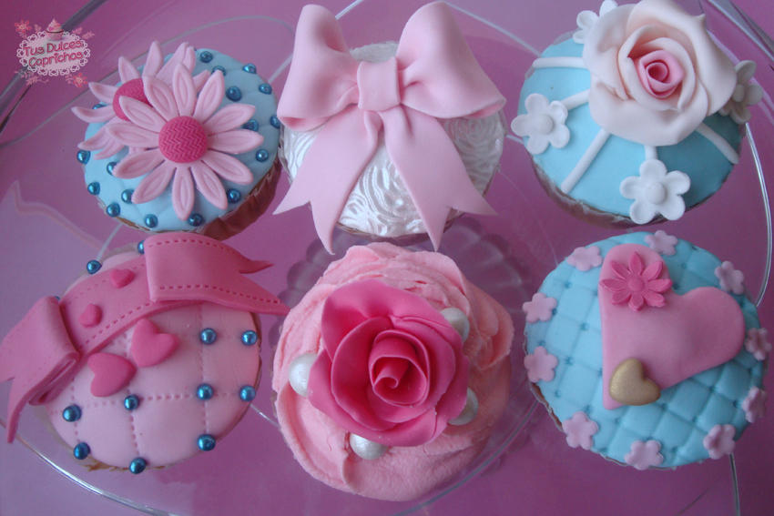Pink Fondant Flower Cupcakes Pink Fondant Flower Cupcakes