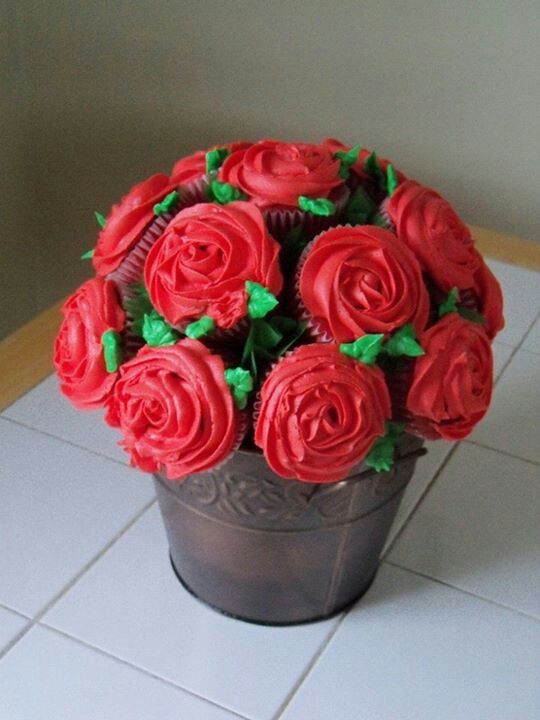 Red Cupcake Bouquet