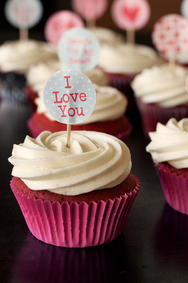 Red Velvet Cupcakes with White Chocolate