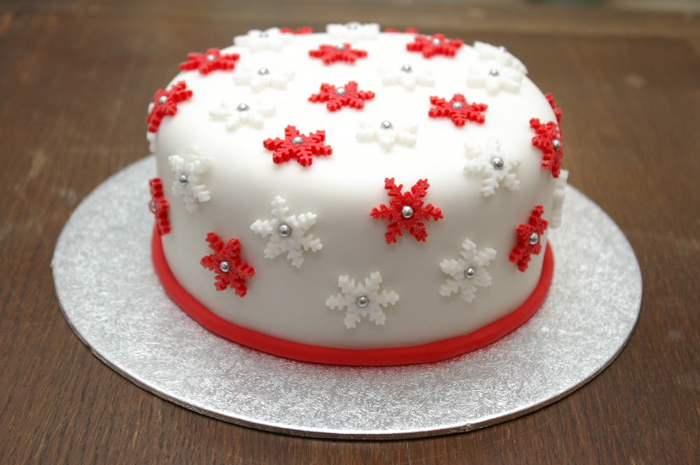 Snow Flakes Christmas Cake Designs
