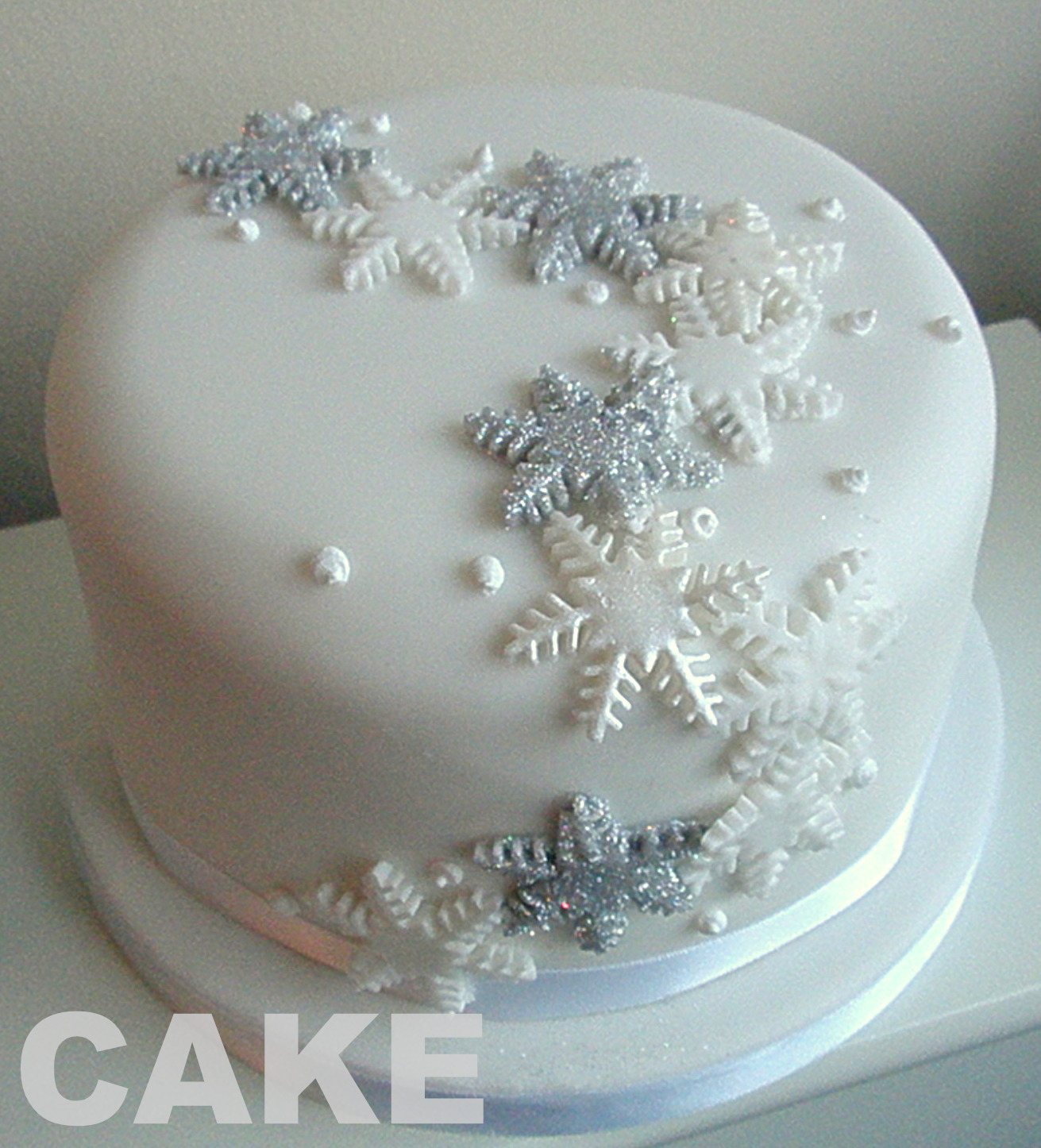 Snowflake Christmas Cake