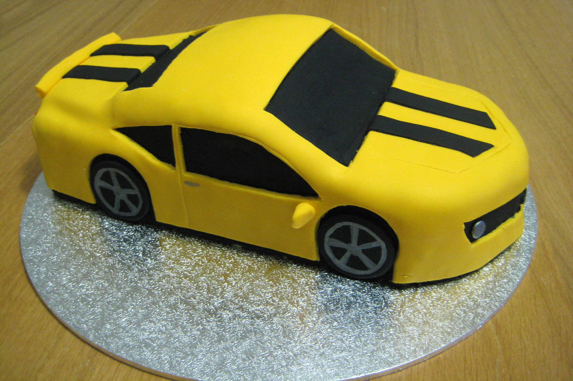 Transformers Bumblebee Car Cake Transformers Bumblebee Car Cake