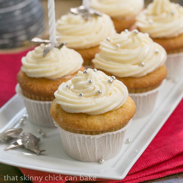 Vanilla Cupcakes with Cream Cheese Frosting Vanilla Cupcakes with Cream Cheese Frosting