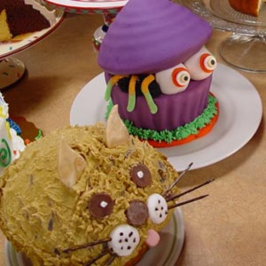 8 Photos of Large Cupcake Cakes Halloween 8 Photos of Large Cupcake Cakes Halloween
