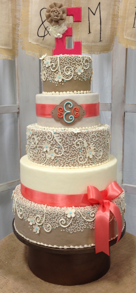 Cake with Burlap and Coral Wedding
