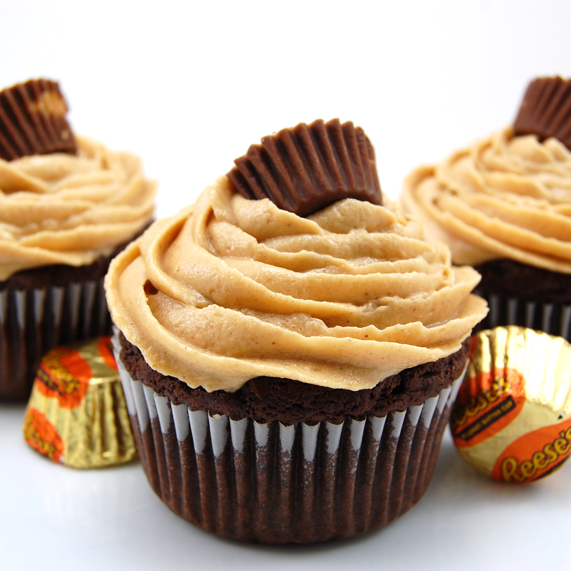 Chocolate Cupcakes with Peanut Butter Frosting