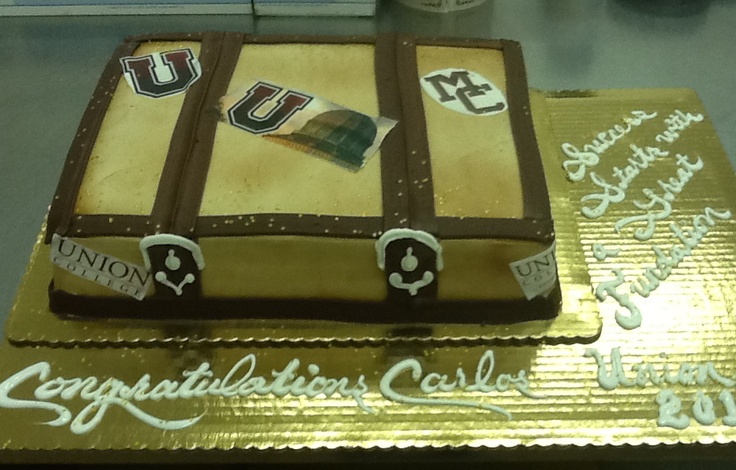 7 Photos of Calumet Bakery Law Graduation Cakes 7 Photos of Calumet Bakery Law Graduation Cakes