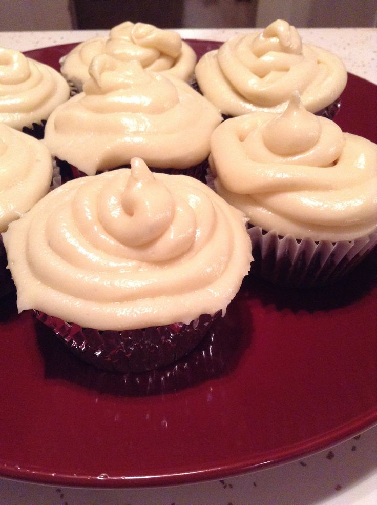 Cream Cheese Bourbon Frosting