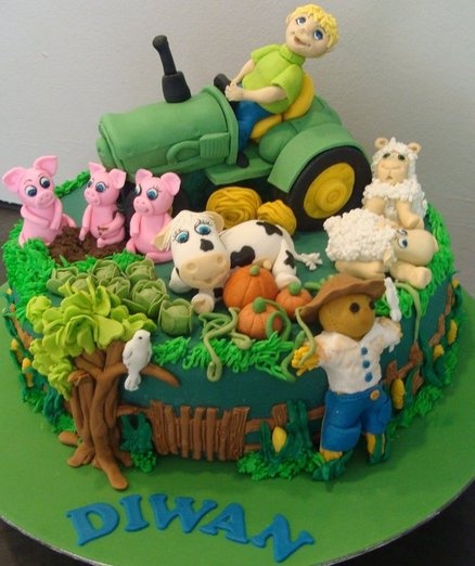 Farm Animals Cake