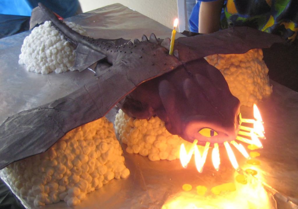 How to Train Your Dragon Toothless Fire