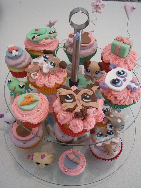 Littlest Pet Shop Cupcakes