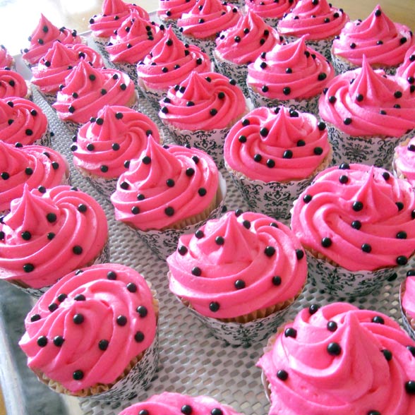 Mini Pink Cupcakes with Frosting