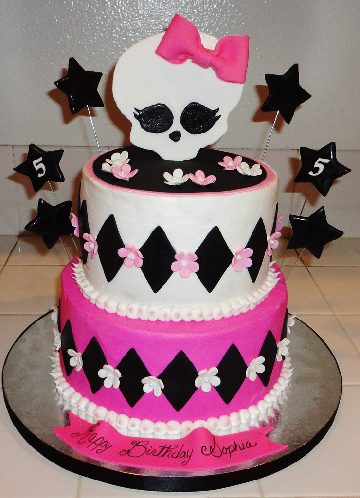 Monster High Big Cake